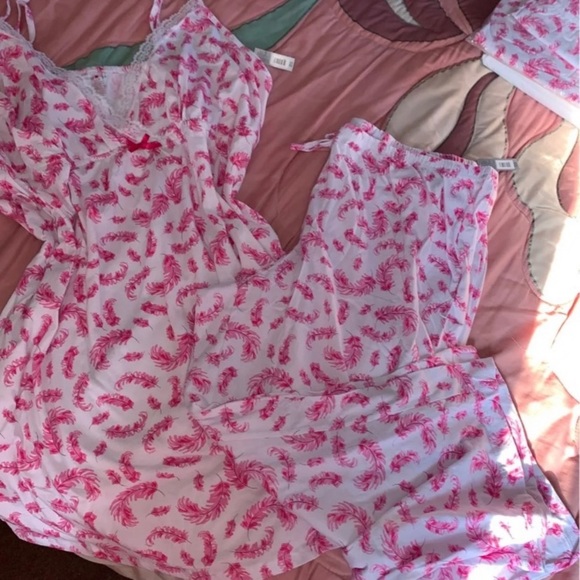 💕SEXY PJ BUNDLES 💕 - Picture 8 of 9